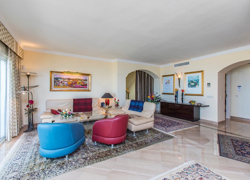 Resale - Apartment - Penthouse - Marbella - Elviria