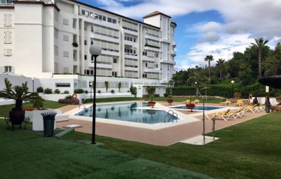 Resale - Apartment - Middle Floor Apartment - Marbella - Puerto Banús