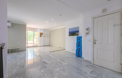 Resale - Apartment - Duplex - Marbella - Nueva Andalucia