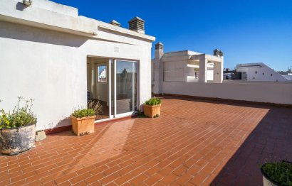 Resale - Apartment - Top Floor Apartment - Estepona - Estepona Centro