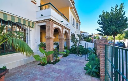 Resale - House - Detached Villa - Fuengirola - Fuengirola Centro