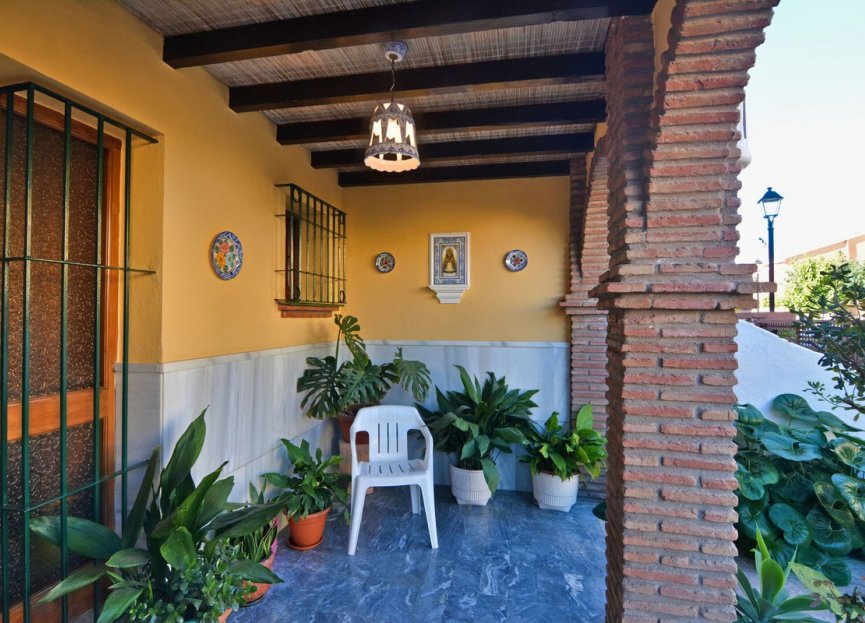 Resale - House - Detached Villa - Fuengirola - Fuengirola Centro