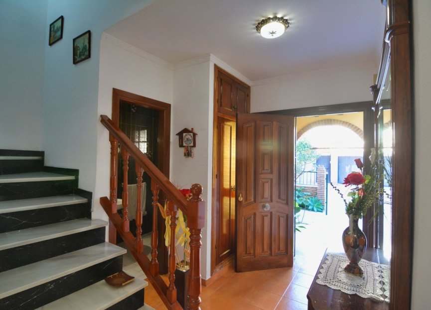 Resale - House - Detached Villa - Fuengirola - Fuengirola Centro