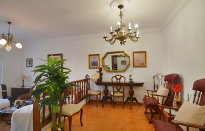 Resale - House - Detached Villa - Fuengirola - Fuengirola Centro