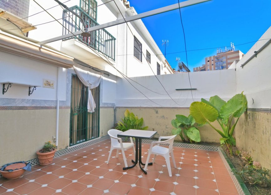 Resale - House - Detached Villa - Fuengirola - Fuengirola Centro