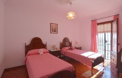 Resale - House - Detached Villa - Fuengirola - Fuengirola Centro