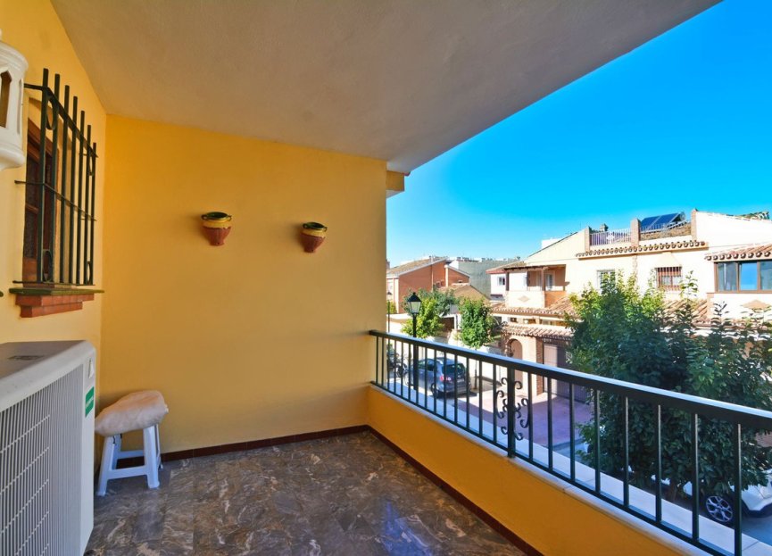 Resale - House - Detached Villa - Fuengirola - Fuengirola Centro