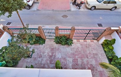 Resale - House - Detached Villa - Fuengirola - Fuengirola Centro