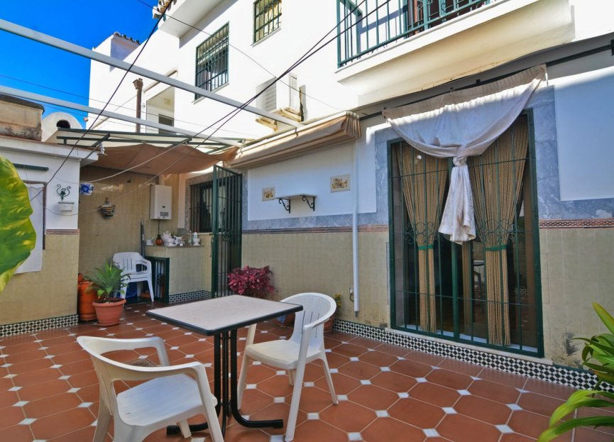 Resale - House - Detached Villa - Fuengirola - Fuengirola Centro