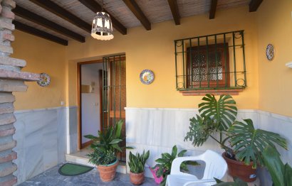 Resale - House - Detached Villa - Fuengirola - Fuengirola Centro