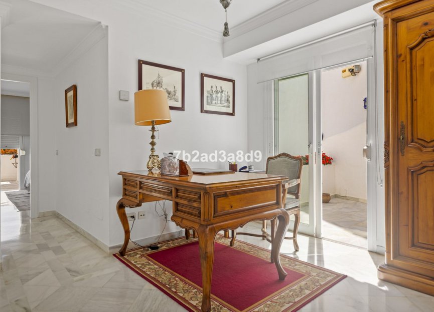 Reventa - House - Townhouse - Marbella - Nueva Andalucia