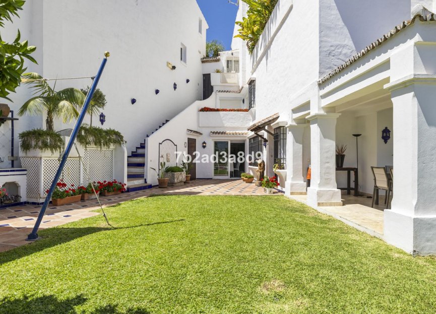 Reventa - House - Townhouse - Marbella - Nueva Andalucia