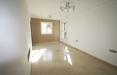 Resale - House - Detached Villa - Benalmádena - Benalmadena Centro