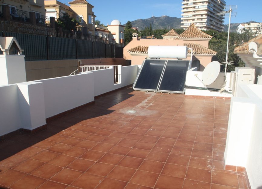 Resale - House - Detached Villa - Benalmádena - Benalmadena Centro