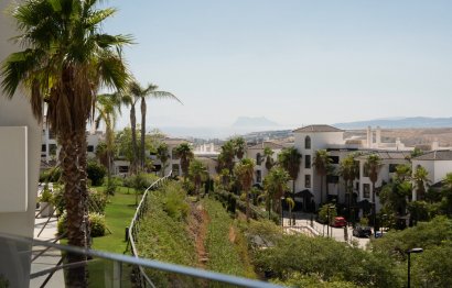 Resale - Apartment - Middle Floor Apartment - Estepona - Estepona Centro