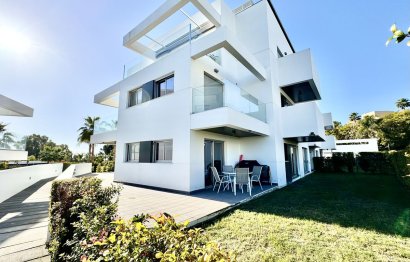 Resale - Apartment - Ground Floor Apartment - Estepona - Atalaya