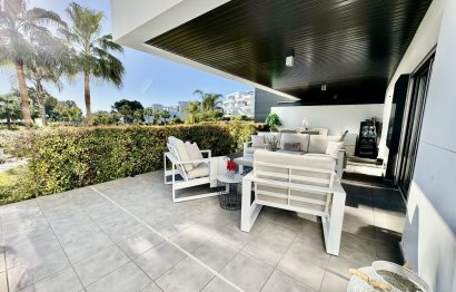 Resale - Apartment - Ground Floor Apartment - Estepona - Atalaya