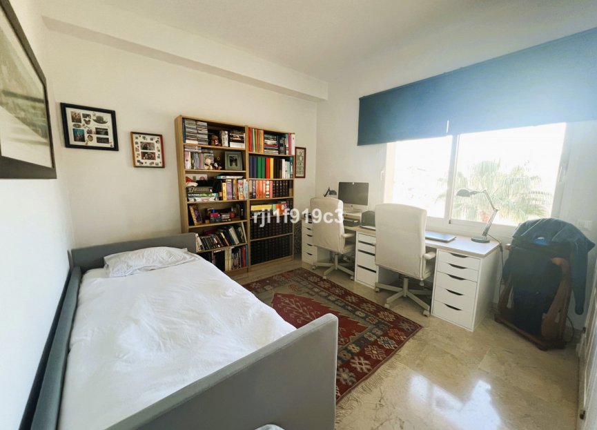 Reventa - Apartment - Middle Floor Apartment - Marbella - Elviria