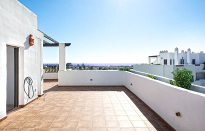 Resale - Apartment - Penthouse - Estepona - Selwo