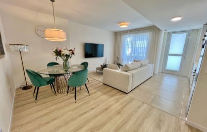 Resale - Apartment - Middle Floor Apartment - Marbella - Nueva Andalucia