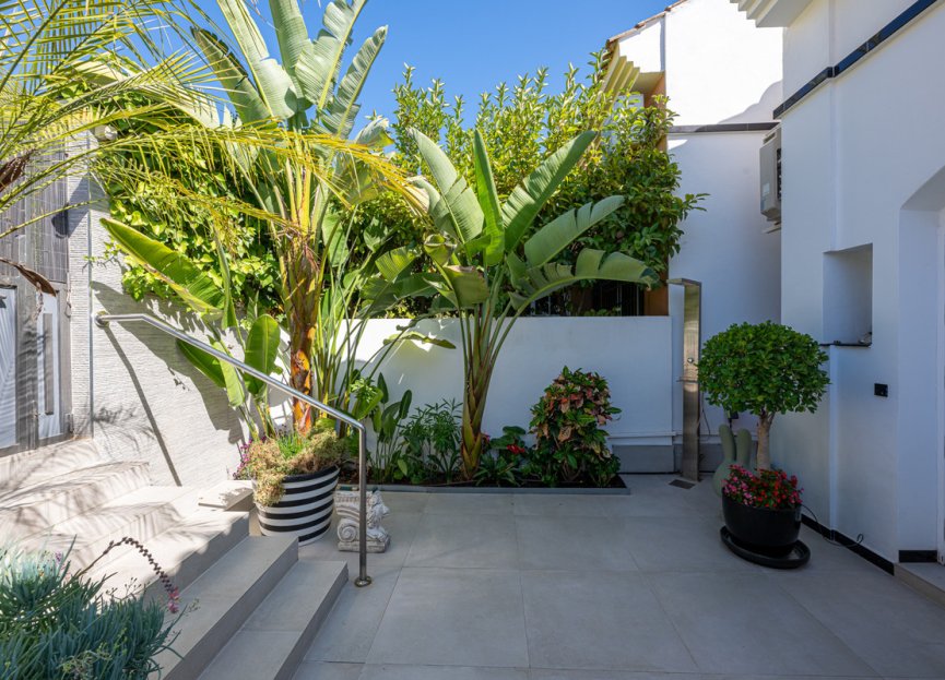 Resale - House - Townhouse - Marbella - La Mairena