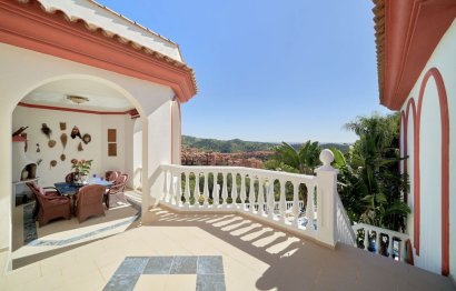 Resale - House - Detached Villa - Marbella - Hacienda Las Chapas