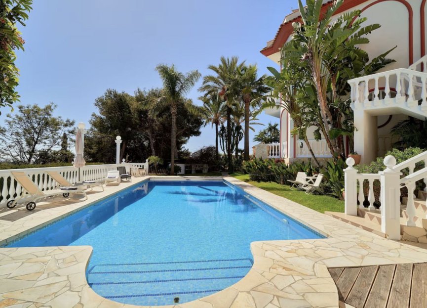 Resale - House - Detached Villa - Marbella - Hacienda Las Chapas