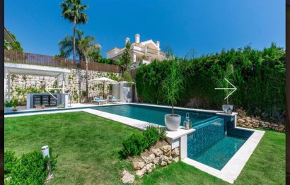 Resale - House - Detached Villa - Marbella - Nueva Andalucia