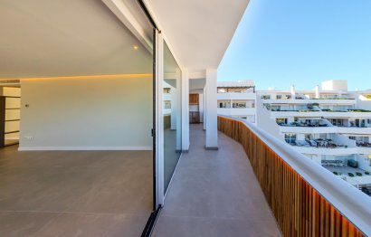 Resale - Apartment - Middle Floor Apartment - Marbella - Nueva Andalucia