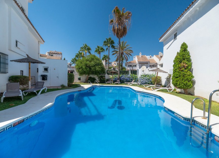 Reventa - House - Townhouse - Marbella - Nueva Andalucia