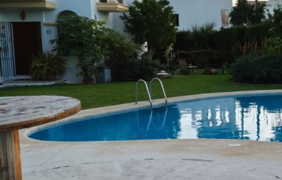 Resale - House - Semi-Detached House - Estepona - Bel Air