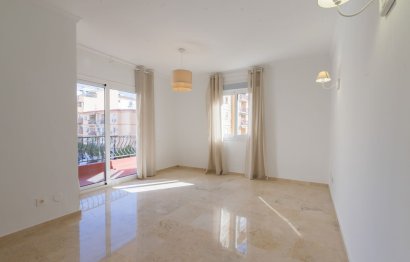 Resale - Apartment - Middle Floor Apartment - Fuengirola - Fuengirola Centro