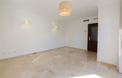 Resale - Apartment - Middle Floor Apartment - Fuengirola - Fuengirola Centro