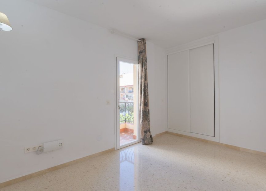 Resale - Apartment - Middle Floor Apartment - Fuengirola - Fuengirola Centro