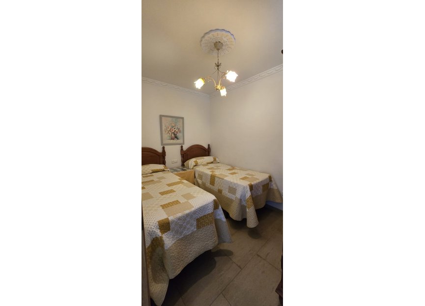 Resale - Apartment - Middle Floor Apartment - Torremolinos - La Carihuela