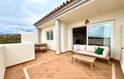 Reventa - Apartment - Top Floor Apartment - Marbella - Elviria