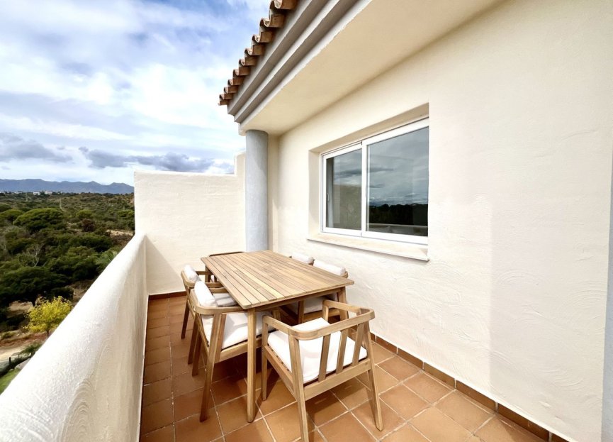 Resale - Apartment - Top Floor Apartment - Marbella - Elviria