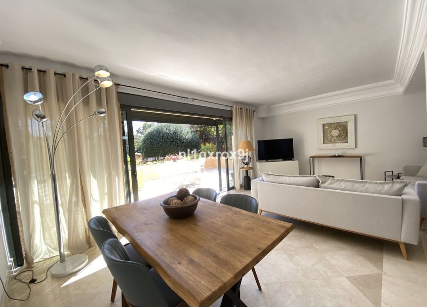 Resale - Apartment - Ground Floor Apartment - Marbella - Nueva Andalucia