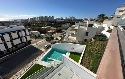 Resale - Apartment - Middle Floor Apartment - Estepona - Estepona Centro