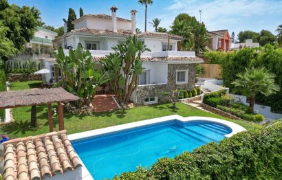 Resale - House - Detached Villa - Marbella - Nueva Andalucia