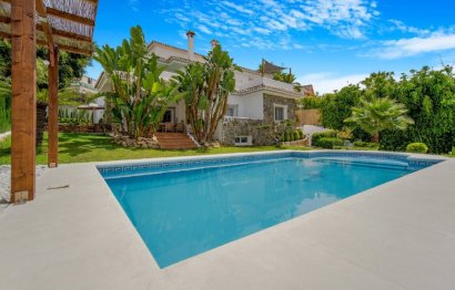 Resale - House - Detached Villa - Marbella - Nueva Andalucia