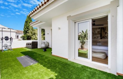 Resale - House - Detached Villa - Marbella - Nueva Andalucia