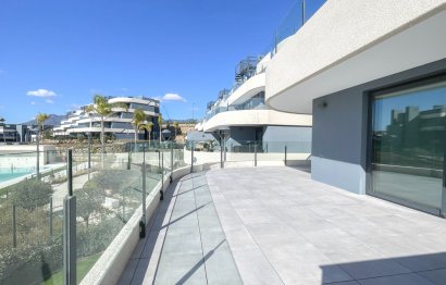 Resale - Apartment - Middle Floor Apartment - Estepona - Estepona Centro