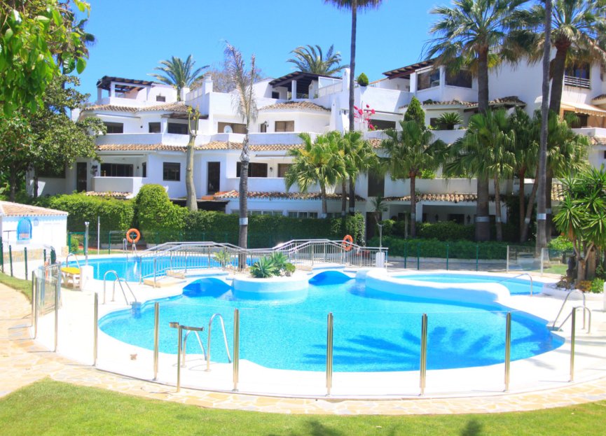 Resale - Apartment - Penthouse - Marbella - Elviria