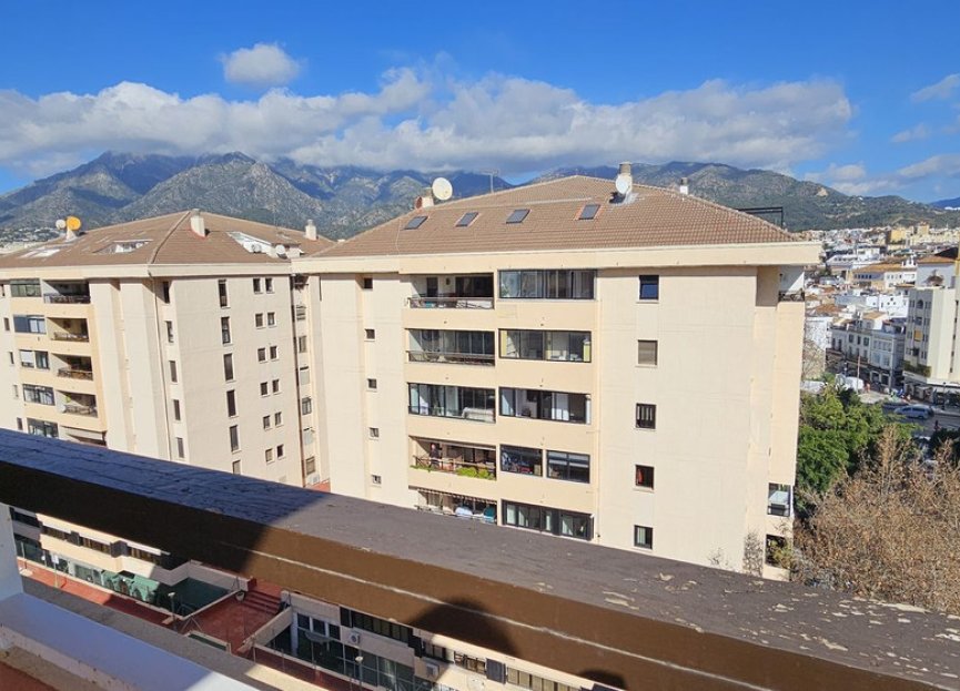 Resale - Apartment - Middle Floor Apartment - Marbella - Marbella Centro