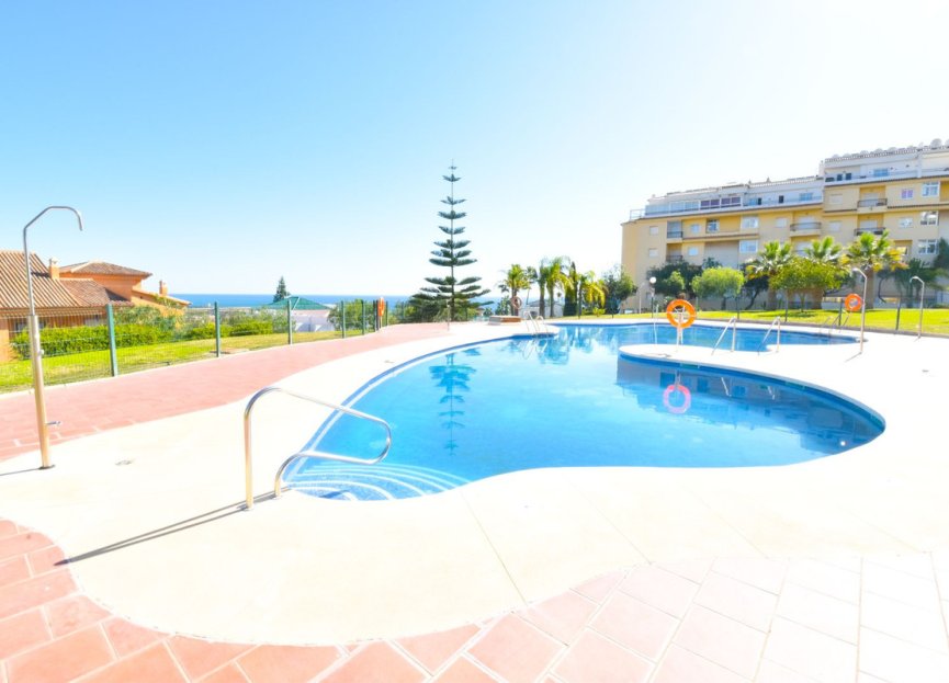 Resale - Apartment - Middle Floor Apartment - Mijas - La Cala De Mijas