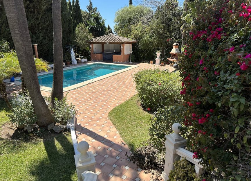 Reventa - House - Detached Villa - Marbella - Marbella Centro