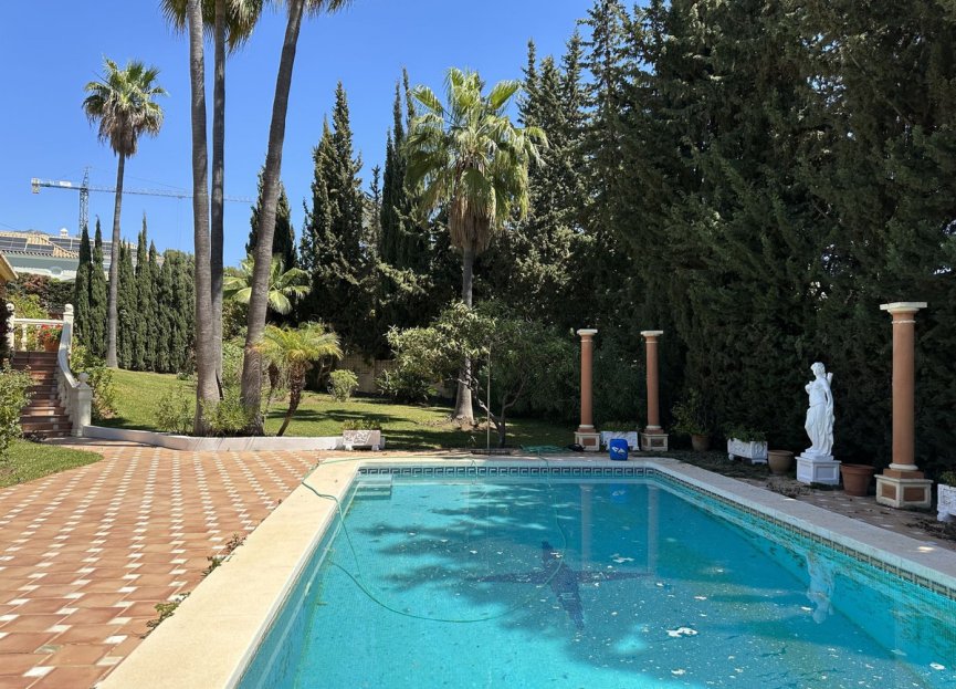 Resale - House - Detached Villa - Marbella - Marbella Centro