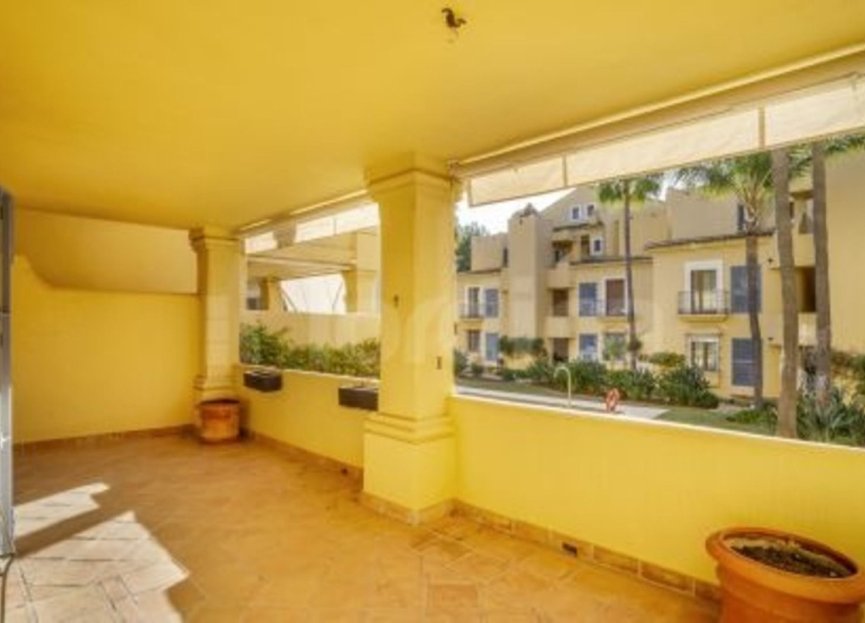 Resale - Apartment - Middle Floor Apartment - Marbella - Marbella Centro