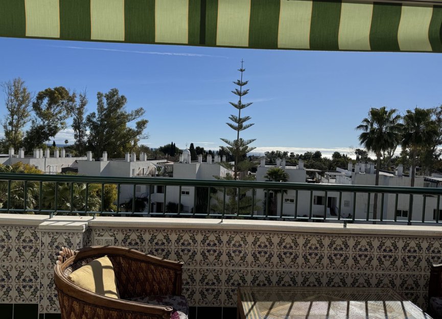 Resale - Apartment - Penthouse - Marbella - Guadalmina Baja